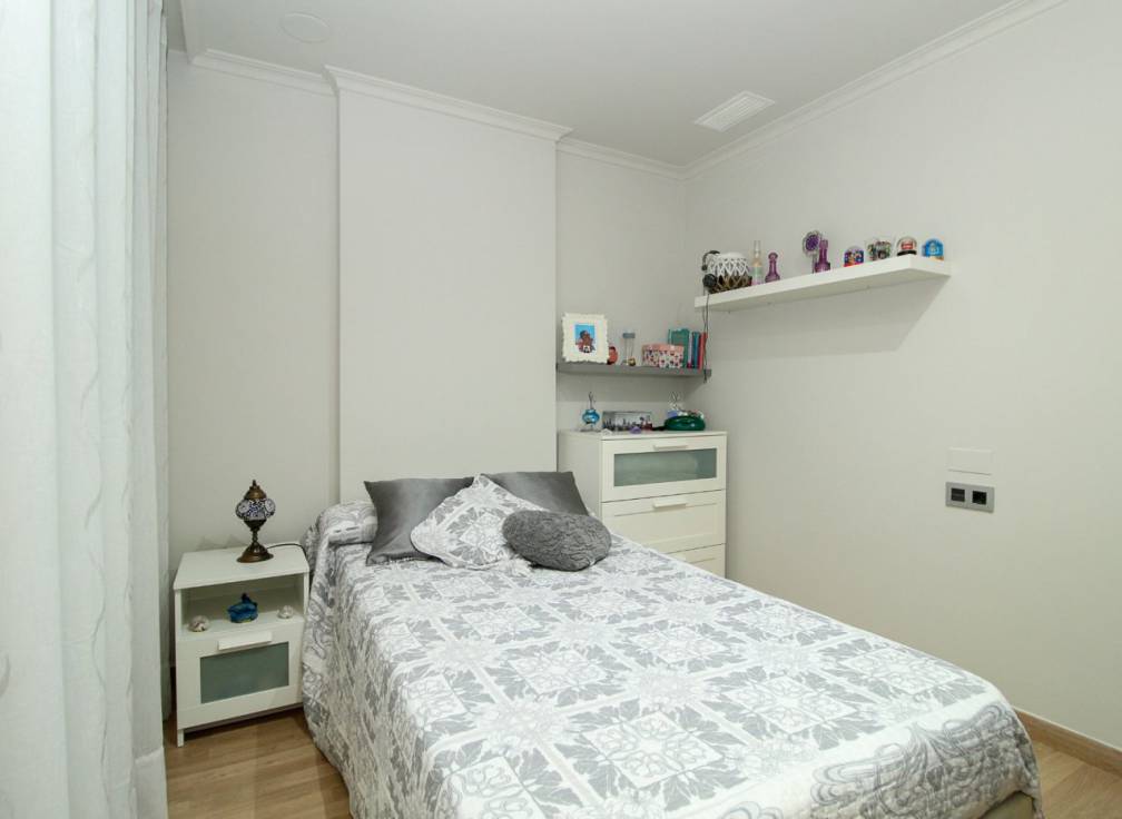 Revente - Appartement - Elche - Cortes valencianas