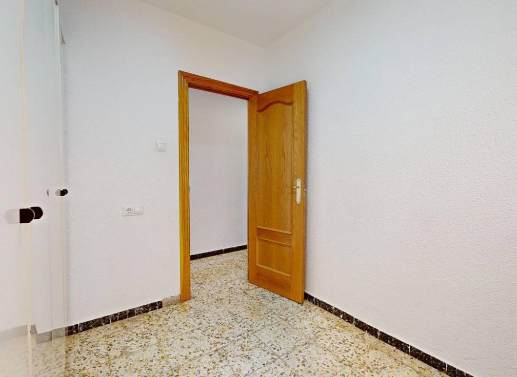 Revente - Appartement - Elche - Plaza Crevillente