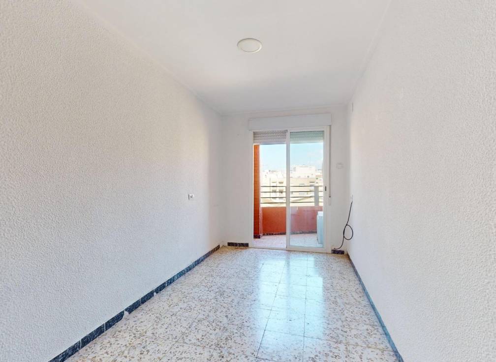 Revente - Appartement - Elche - Plaza Crevillente