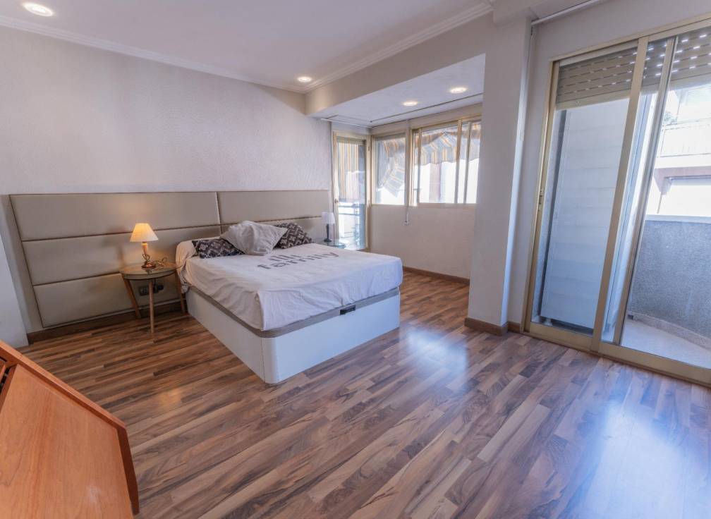 Revente - Appartement - Elche - Plaza Madrid