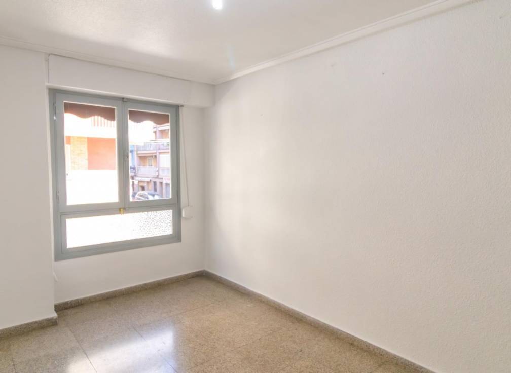 Revente - Appartement - Elche - Plaza Madrid