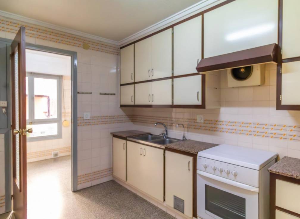 Revente - Appartement - Elche - Plaza Madrid