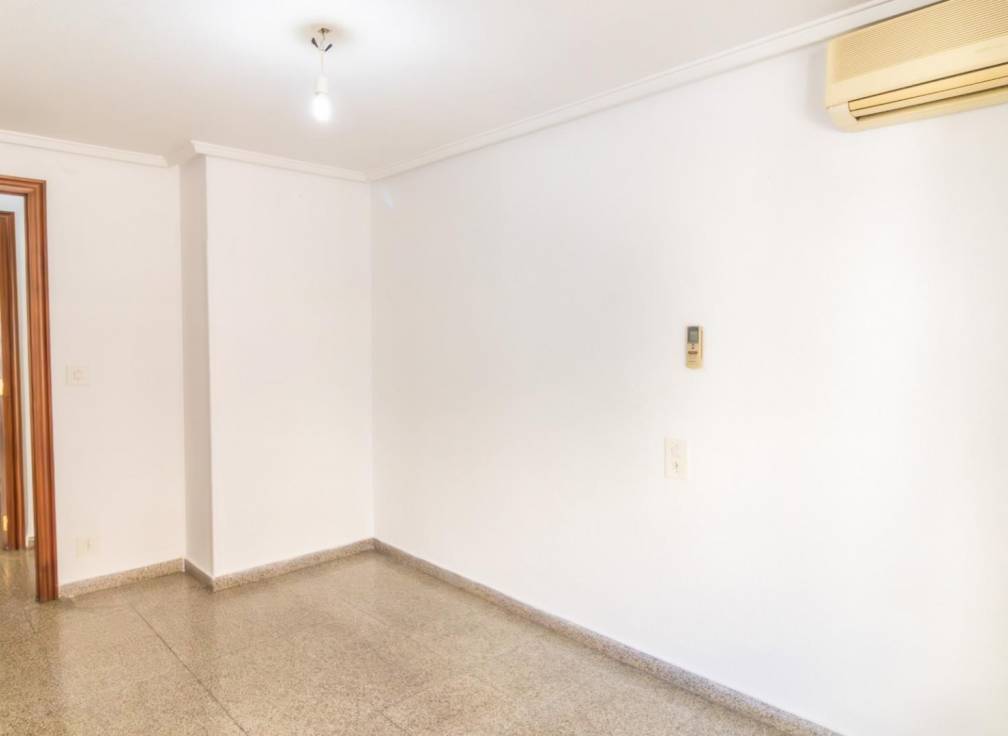 Revente - Appartement - Elche - Plaza Madrid