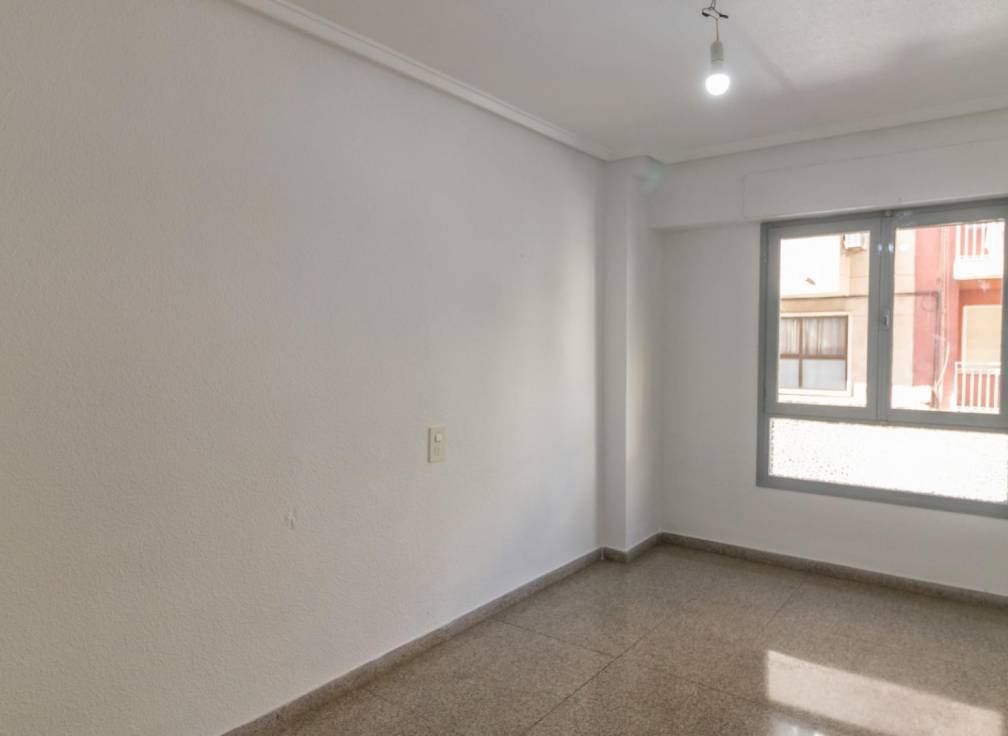 Revente - Appartement - Elche - Plaza Madrid