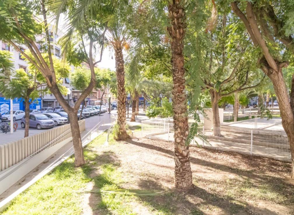 Revente - Appartement - Elche - Plaza Madrid