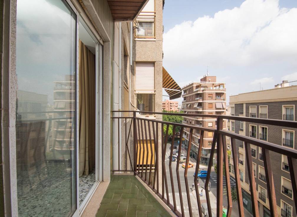 Revente - Appartement - Elche - Plaza Obispo Siuri