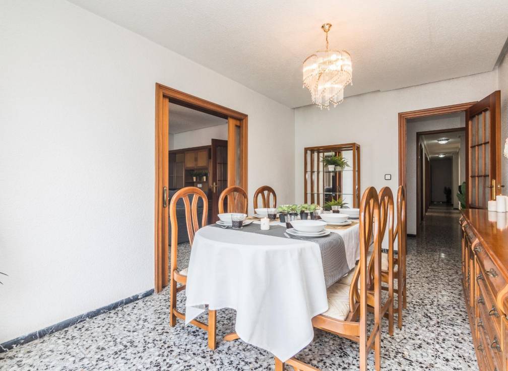 Revente - Appartement - Elche - Plaza Obispo Siuri
