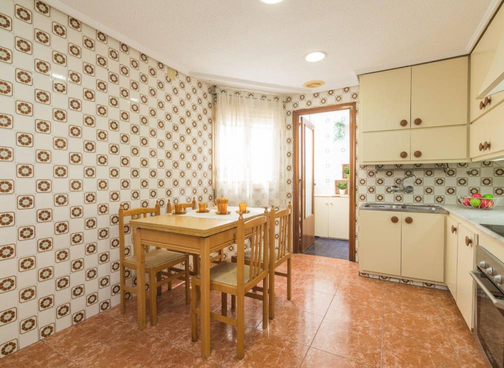 Revente - Appartement - Elche - Plaza Obispo Siuri