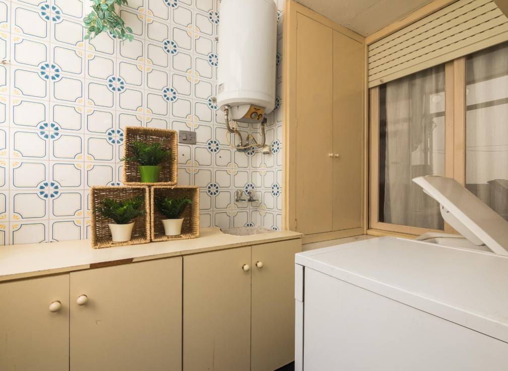 Revente - Appartement - Elche - Plaza Obispo Siuri