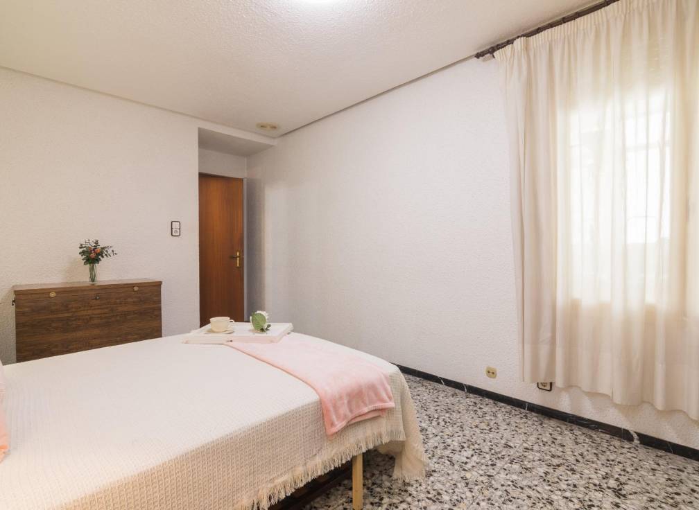 Revente - Appartement - Elche - Plaza Obispo Siuri