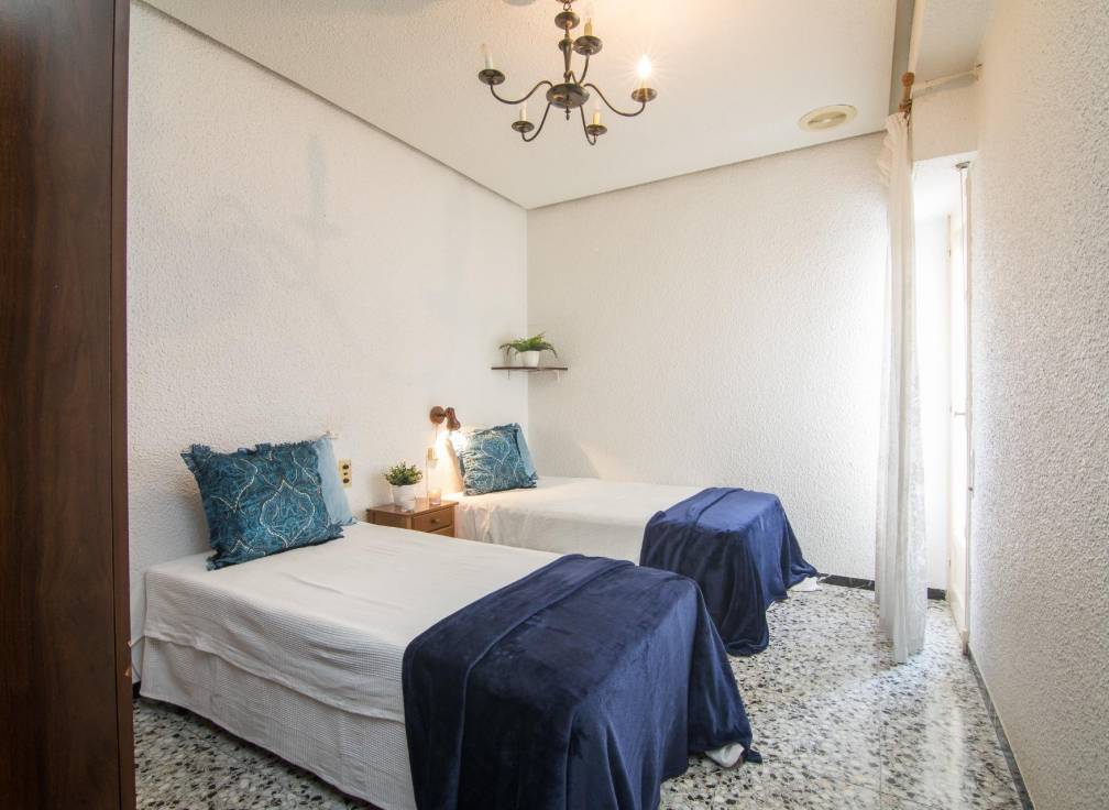 Revente - Appartement - Elche - Plaza Obispo Siuri