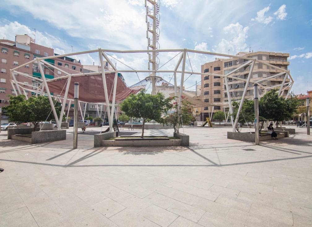 Revente - Appartement - Elche - Plaza Obispo Siuri