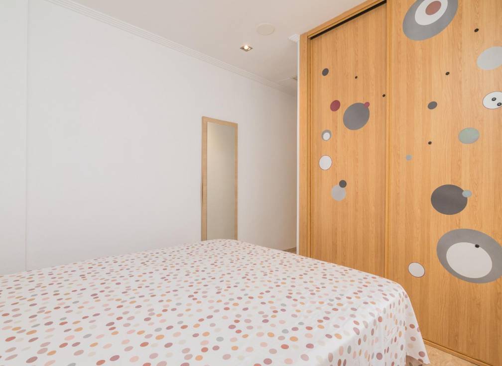 Revente - Appartement - Elche - Plaza Obispo Siuri