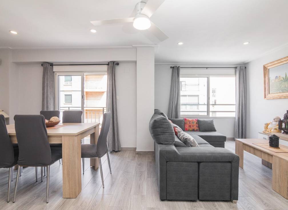 Revente - Appartement - Elche - Reina Victoria-Miguel Hernández