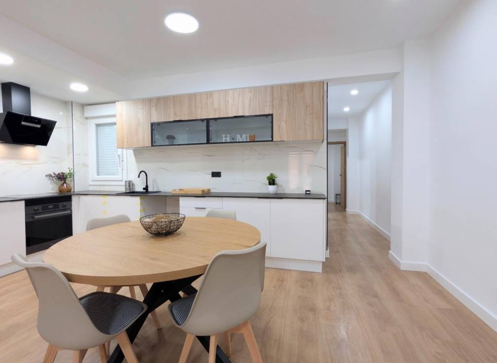 Revente - Appartement - Elche - Reina Victoria-Miguel Hernández