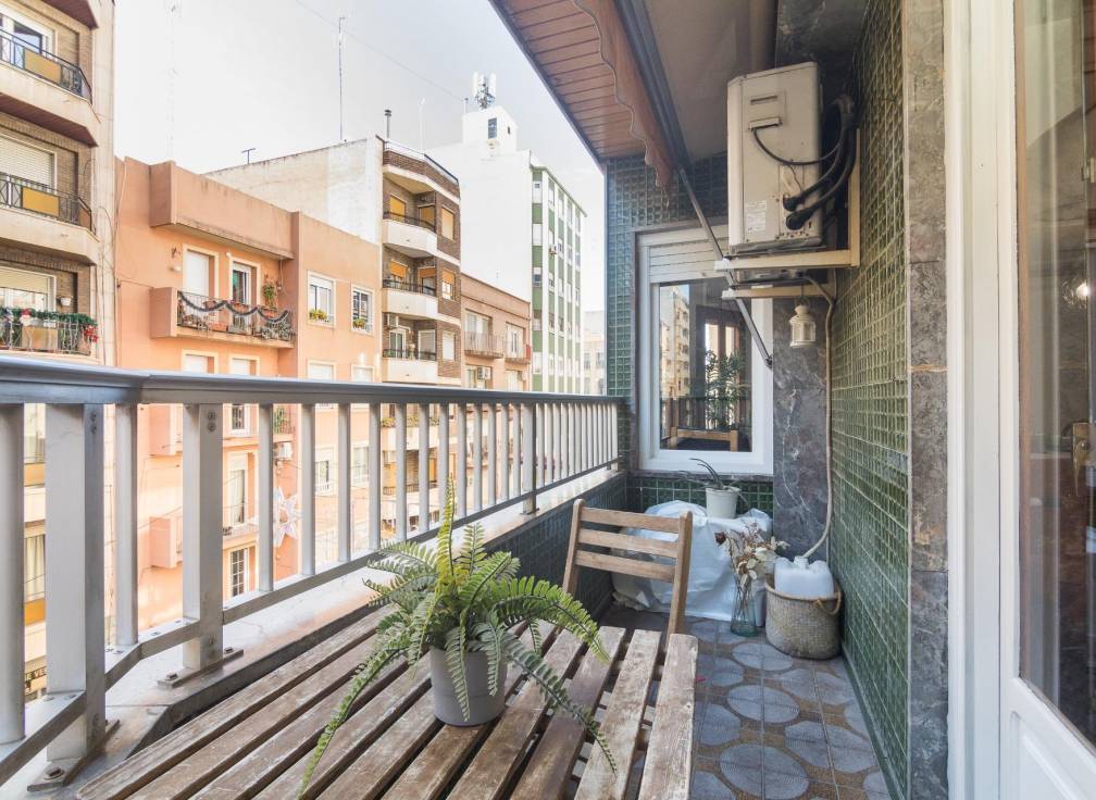 Revente - Appartement - Elche - Reina Victoria-Miguel Hernández