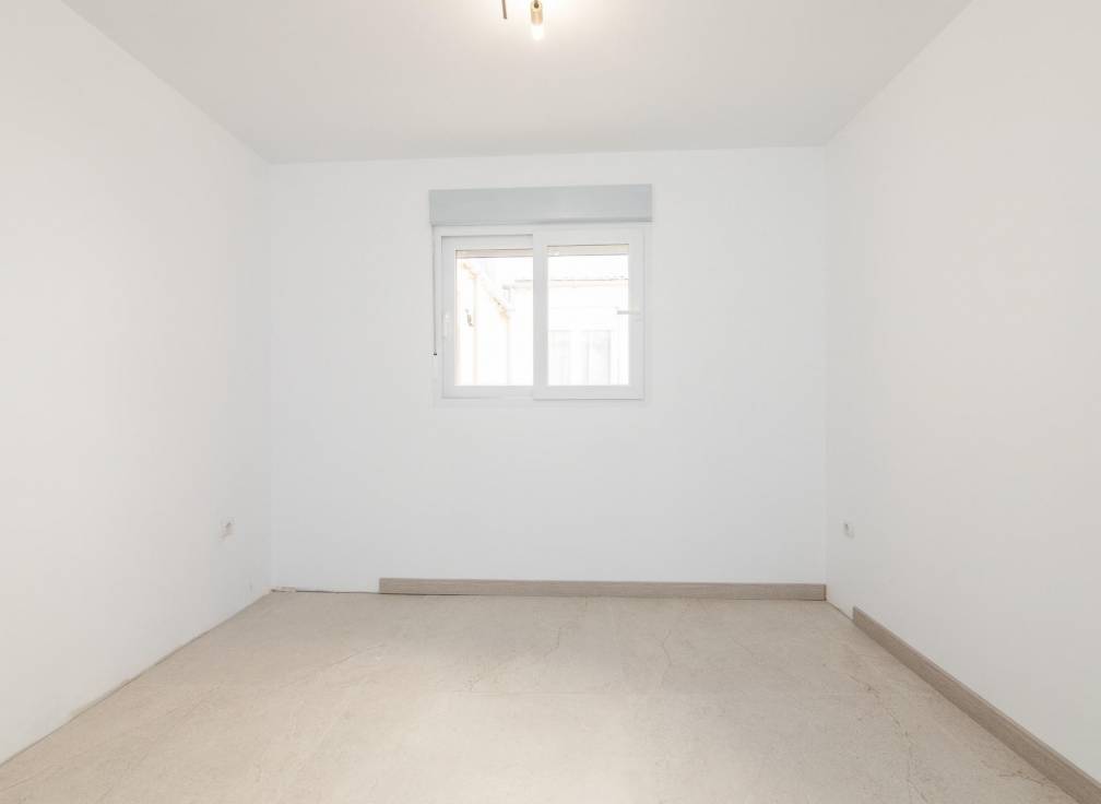 Revente - Appartement - Elche - Reina Victoria-Miguel Hernández