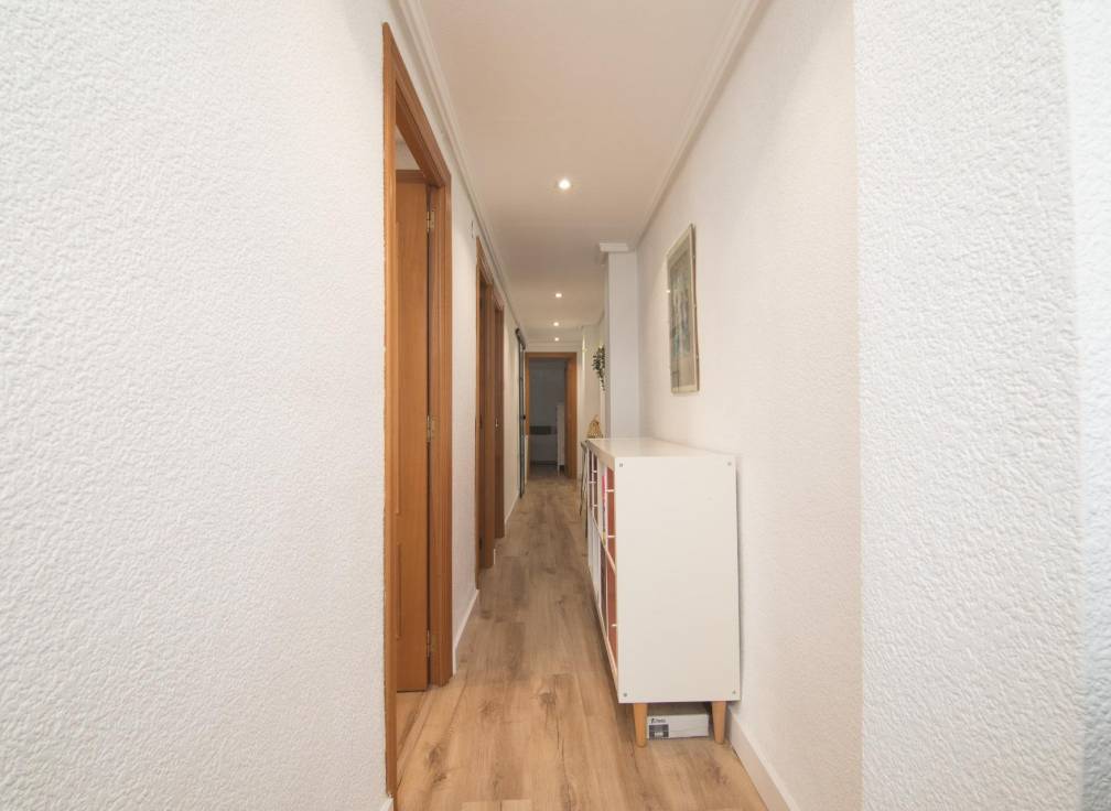 Revente - Appartement - Elche - Reina Victoria-Miguel Hernández
