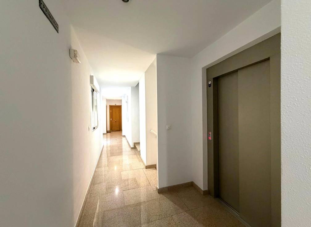Revente - Appartement - La hoya - Centro