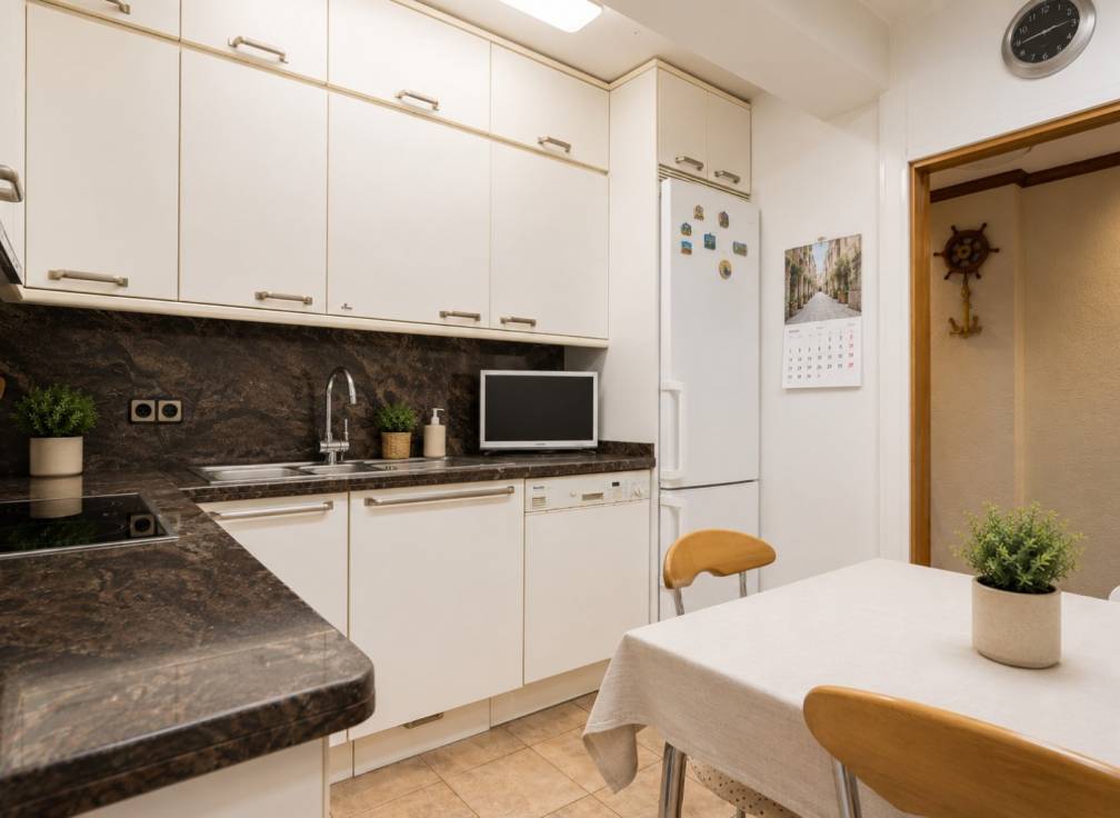 Revente - Appartement - Madrid - Santa Eugenia