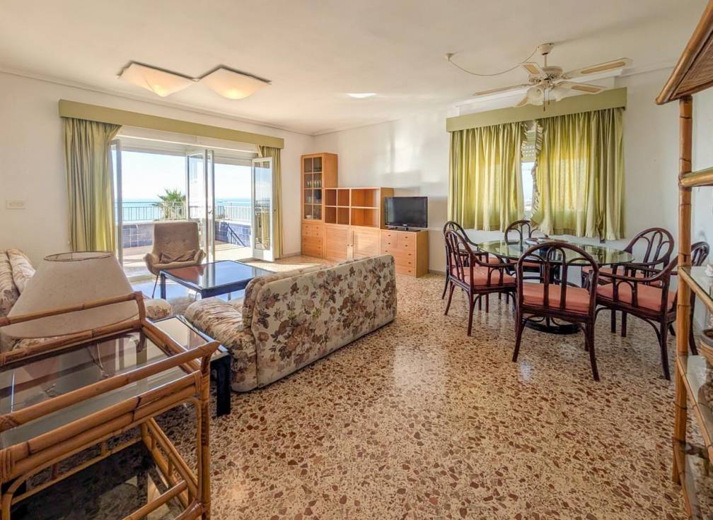 Revente - Appartement - Santa Pola - Calas de Santiago Bernabeu