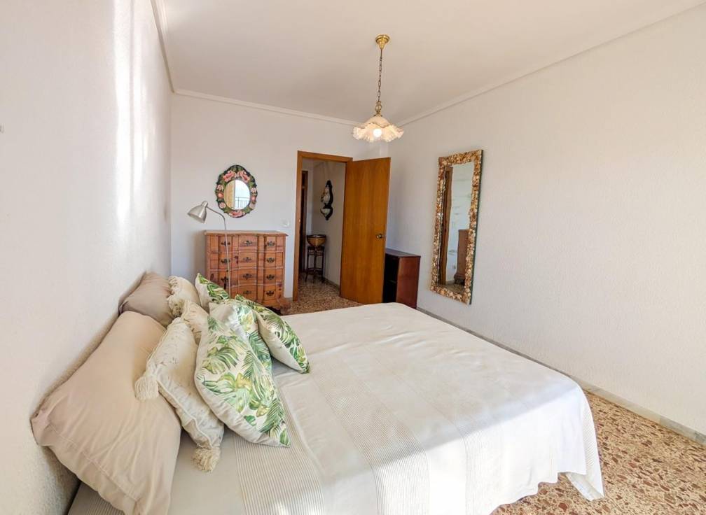 Revente - Appartement - Santa Pola - Calas de Santiago Bernabeu