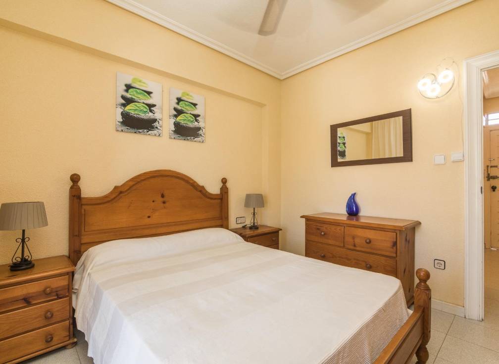 Revente - Appartement - Santa Pola - Calas de Santiago Bernabeu