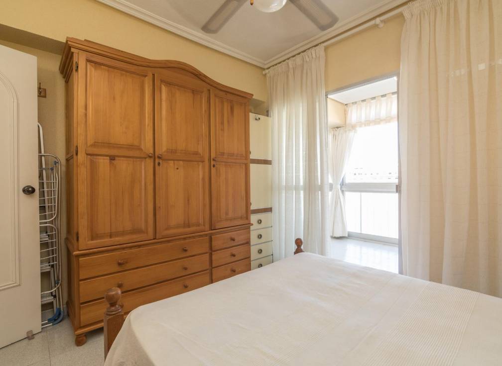 Revente - Appartement - Santa Pola - Calas de Santiago Bernabeu