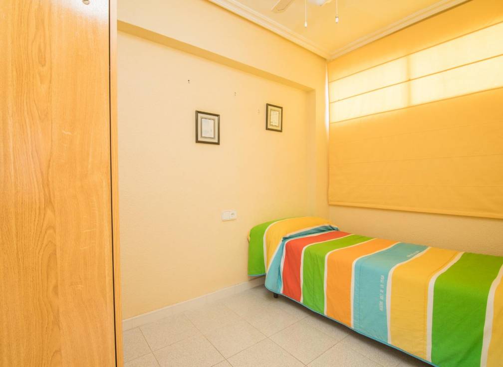 Revente - Appartement - Santa Pola - Calas de Santiago Bernabeu