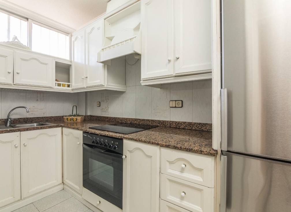 Revente - Appartement - Santa Pola - Calas de Santiago Bernabeu