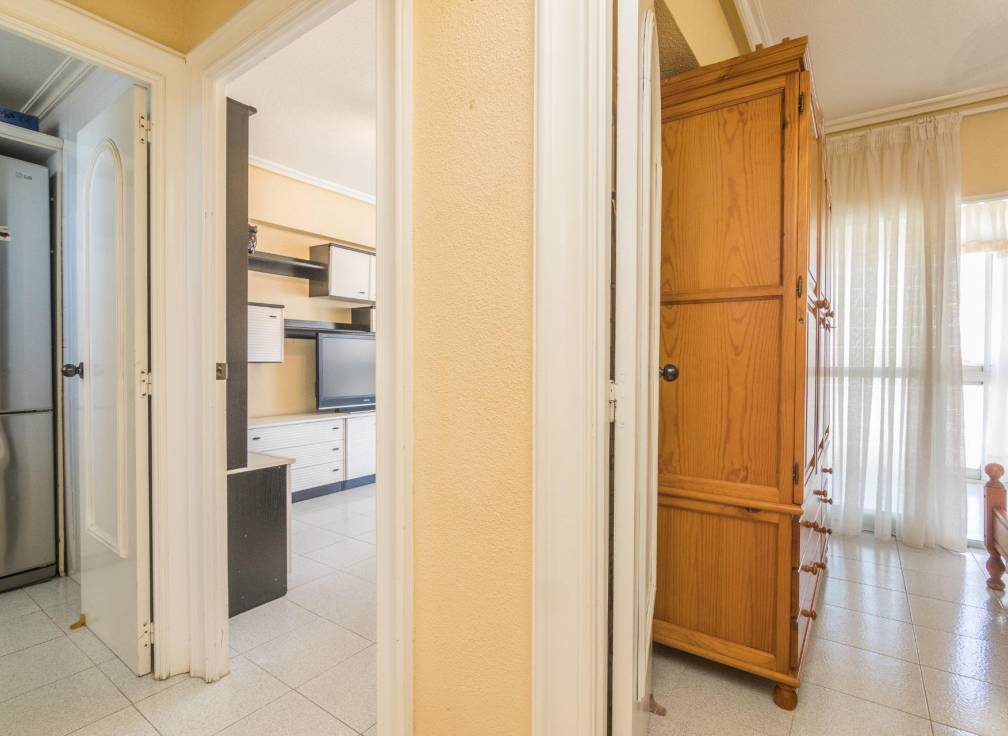 Revente - Appartement - Santa Pola - Calas de Santiago Bernabeu