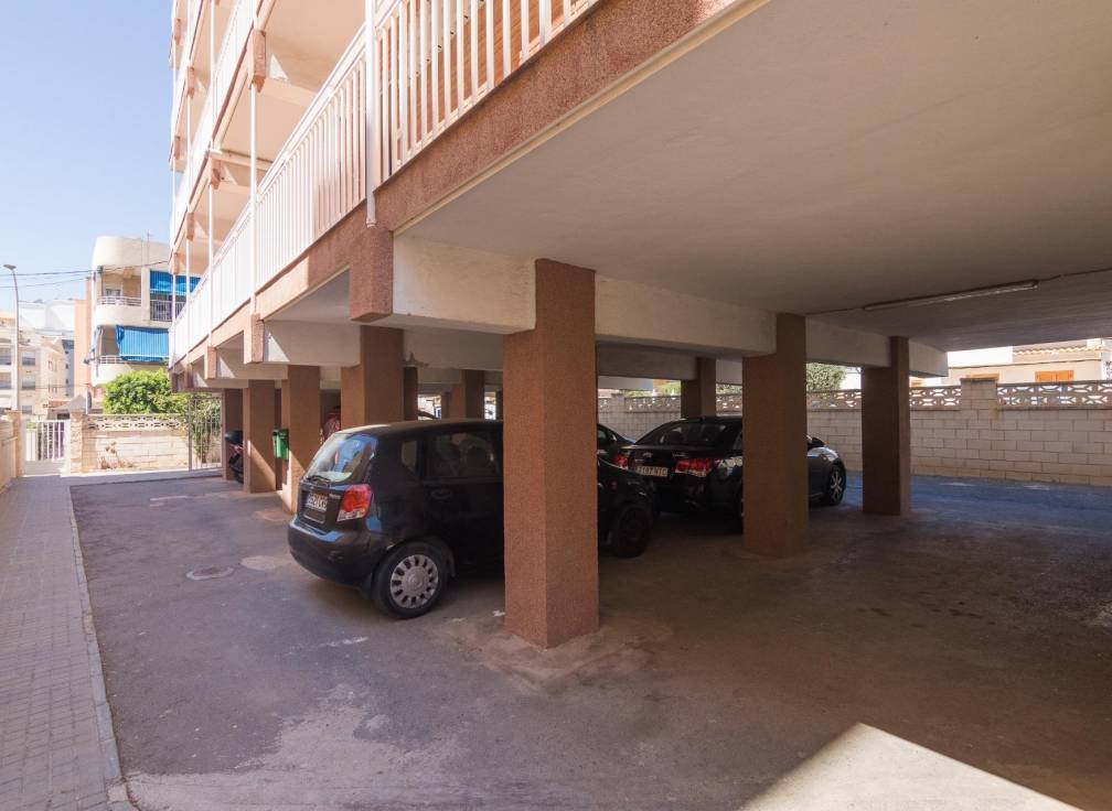 Revente - Appartement - Santa Pola - Calas de Santiago Bernabeu