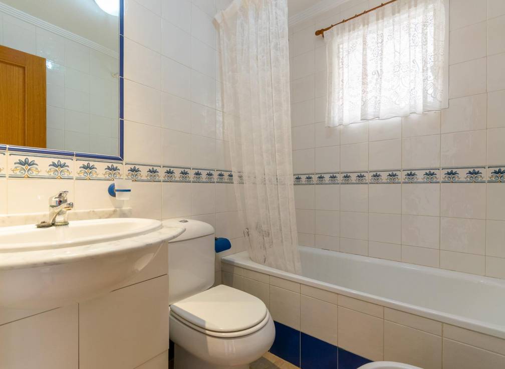 Revente - Appartement - Santa Pola - Calas de Santiago Bernabeu