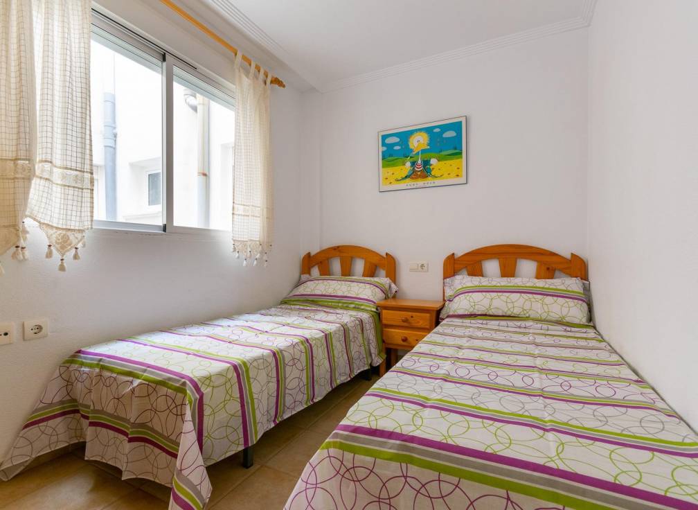 Revente - Appartement - Santa Pola - Calas de Santiago Bernabeu