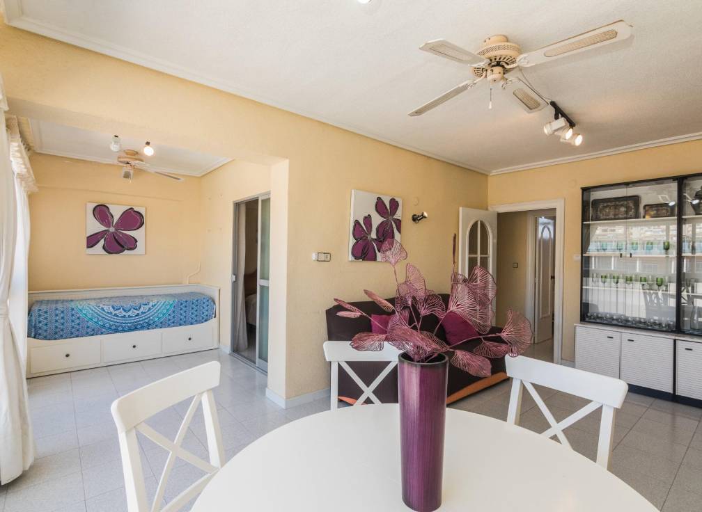 Revente - Appartement - Santa Pola - Calas de Santiago Bernabeu