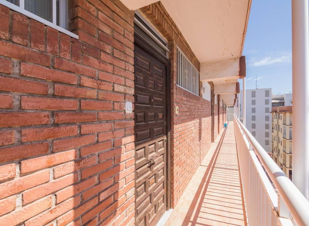 Revente - Appartement - Santa Pola - Calas de Santiago Bernabeu