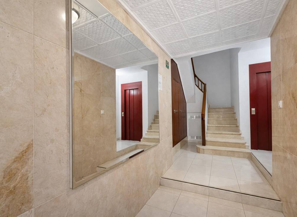 Revente - Appartement - Santa Pola - Centro