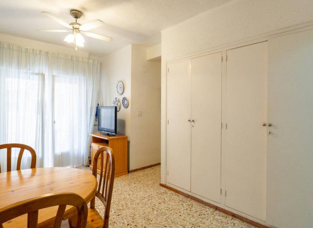 Revente - Appartement - Santa Pola - Club nautico