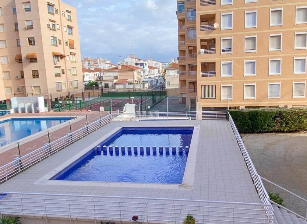 Revente - Appartement - Santa Pola - Puerto