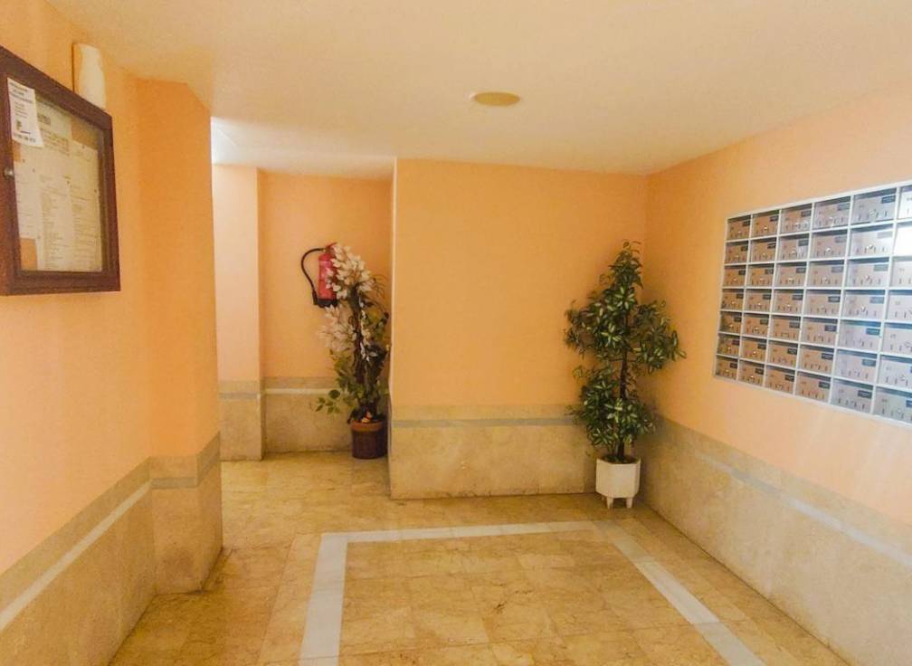 Revente - Appartement - Santa Pola - Puerto