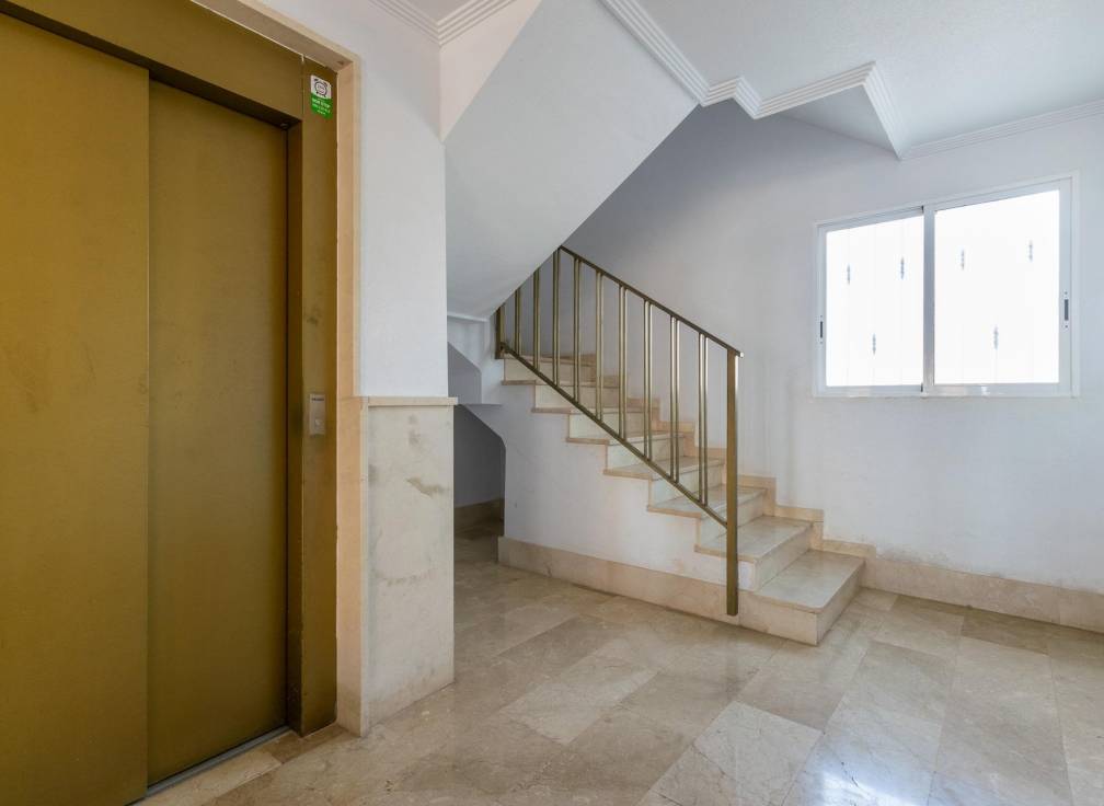 Revente - Appartement - Santa Pola - Santiago bernabeu