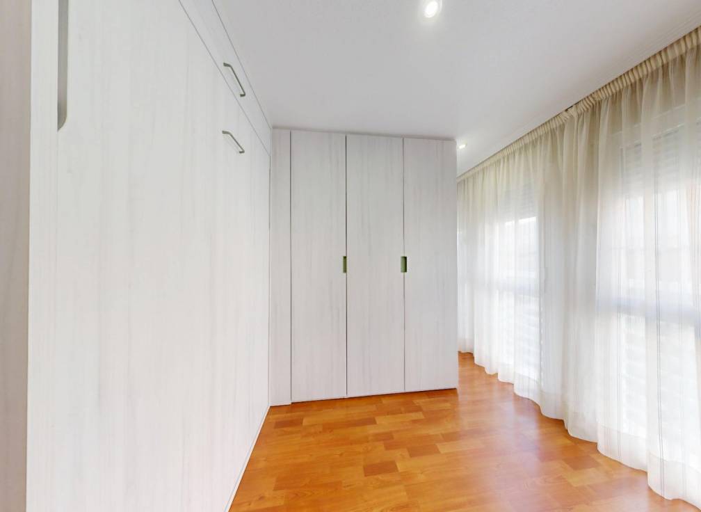 Revente - Appartement - Santa Pola - Santiago bernabeu