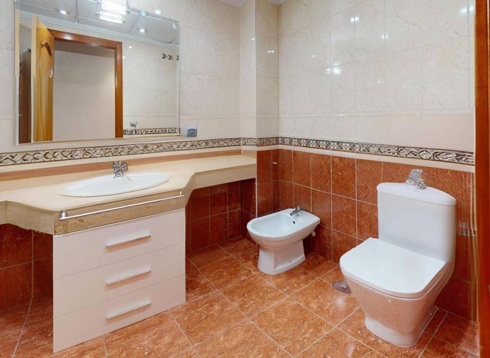 Revente - Appartement - Santa Pola - Santiago bernabeu