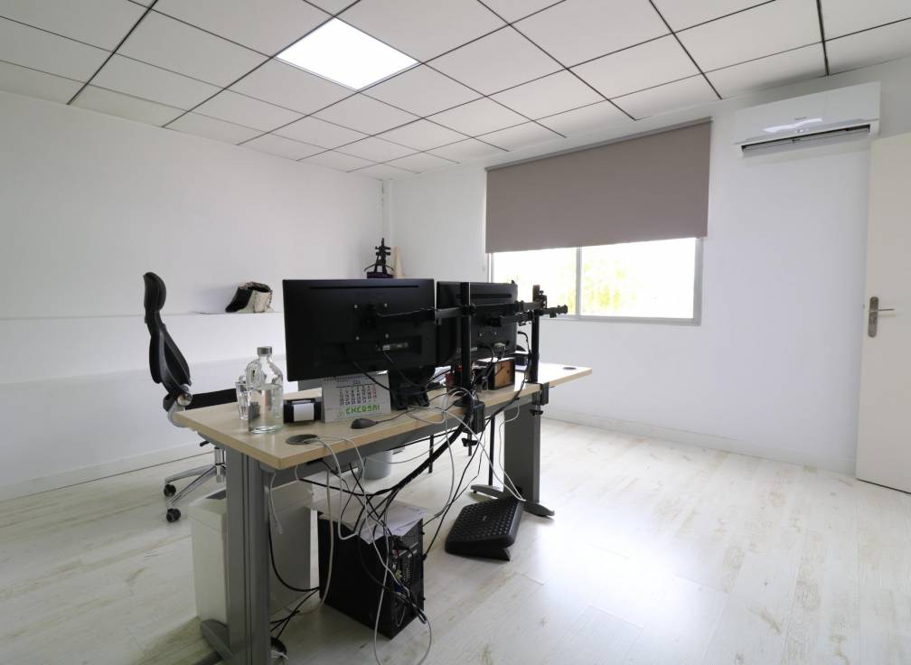 Revente - Bâtiment industriel - Elche Pedanías - Carretera del leon