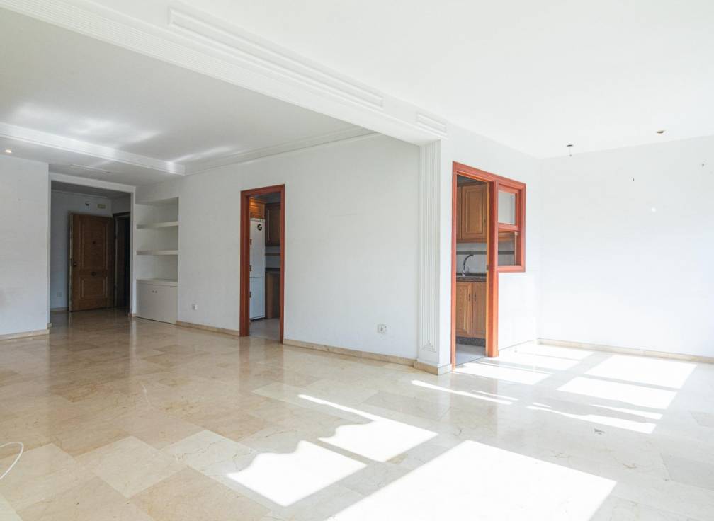 Revente - Duplex - Elche - Raval - Puertas Coloradas