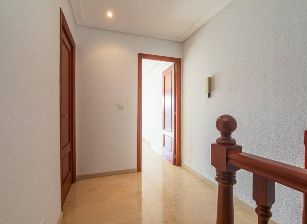 Revente - Duplex - Elche - Raval - Puertas Coloradas