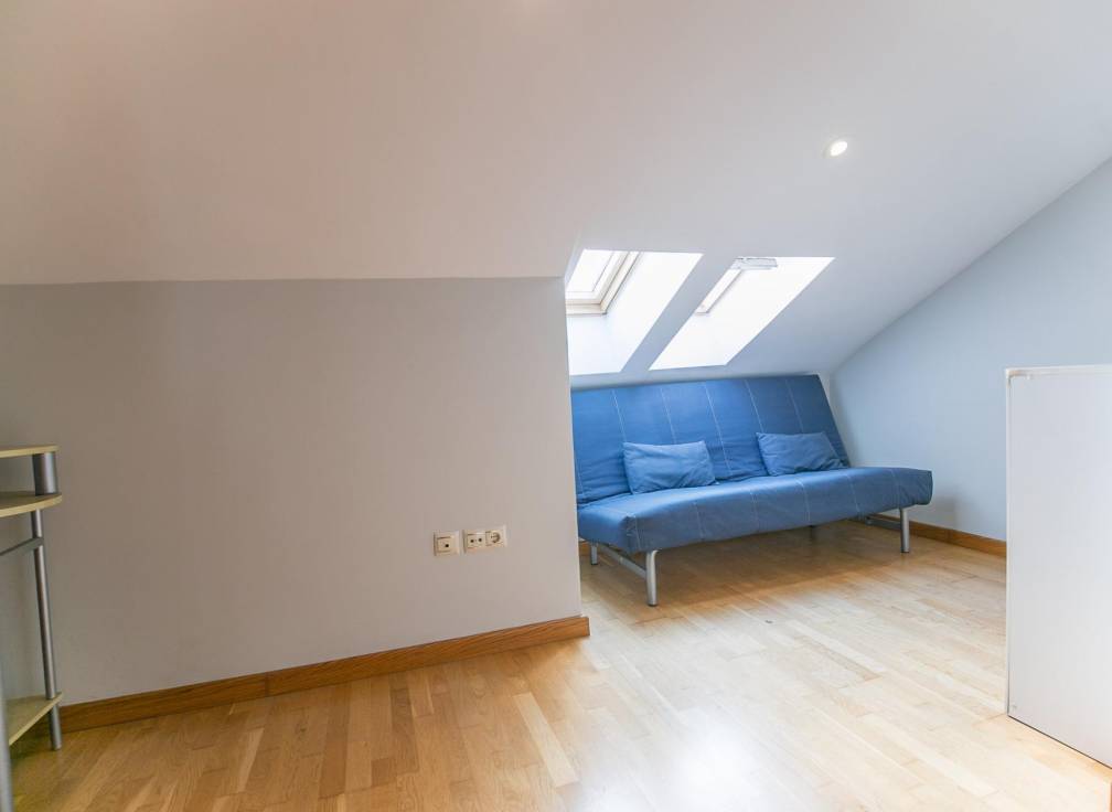 Revente - Duplex Penthouse - Lliria - Juan izquierdo/estación