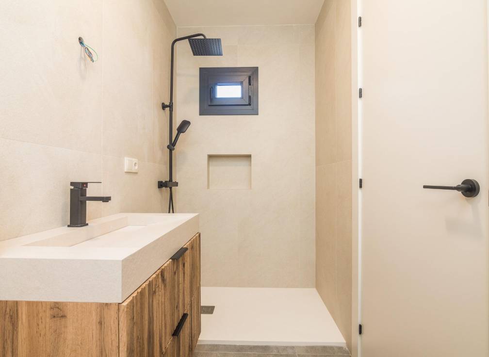 Revente -  - Elche - Raval - Puertas Coloradas