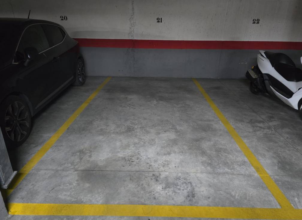 Revente - Garage - Elche - Plaza Crevillente-Juzgados