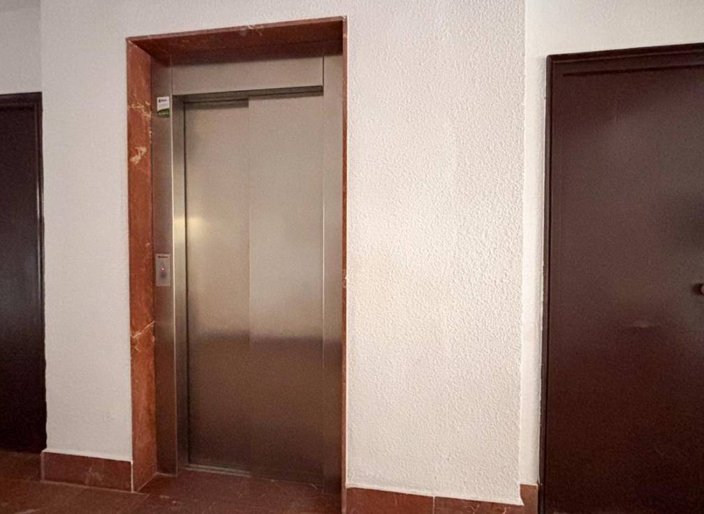 Revente - Local commerciel - Arenales del Sol